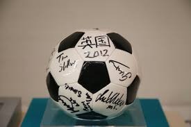 数学轶事：解析“切比雪夫不等式”在职业玩家风险边界设定中的应用。（数学趣谈：职业玩家如何用切比雪夫不等式设定风险边界）