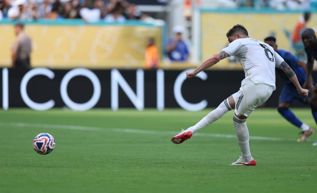 [中超]北京国安主帅塞蒂恩离任